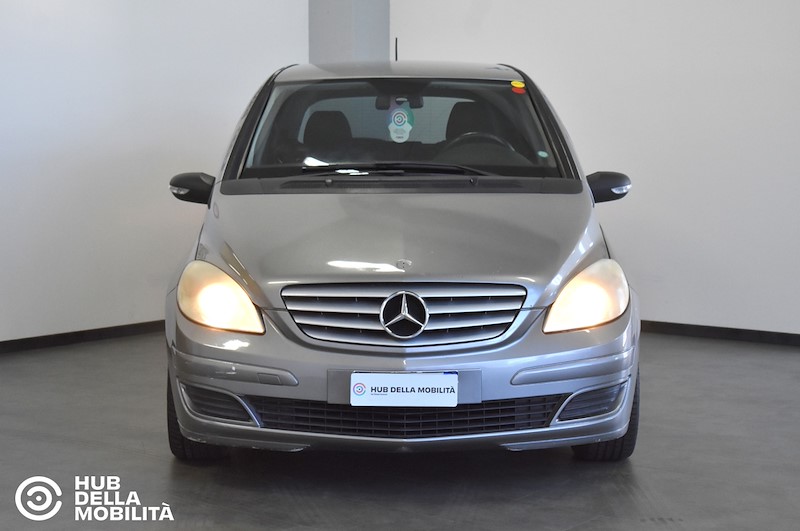 MERCEDES-BENZ B 180 CDI
